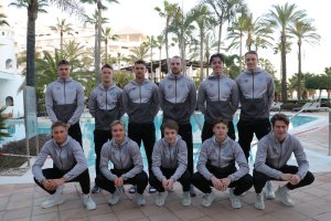 Bak fra venstre: Ludvig Langrekken, Harald Holter, Daniel Lysgård, Lars Christian Krogh Gerson, Nikolai Ronaldo Bull Jørgensen, Matias Aadnøy. 
Foran fra venstre: Andreas Smedplass, Martin Vinjor, Marius Damhaug, Jesper Grundt, Mats Lindegaard.