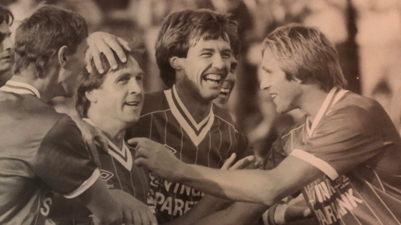 Knut Nordnes har solid erfaring som spiller og trener.