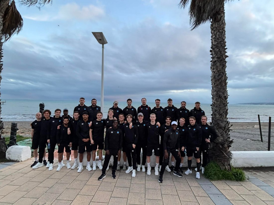 GODT SKODD: KIL-troppen ved ankomst i Spania. 