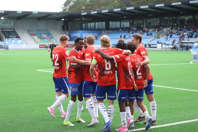 Supporterbuss til cupkamp på Skreia